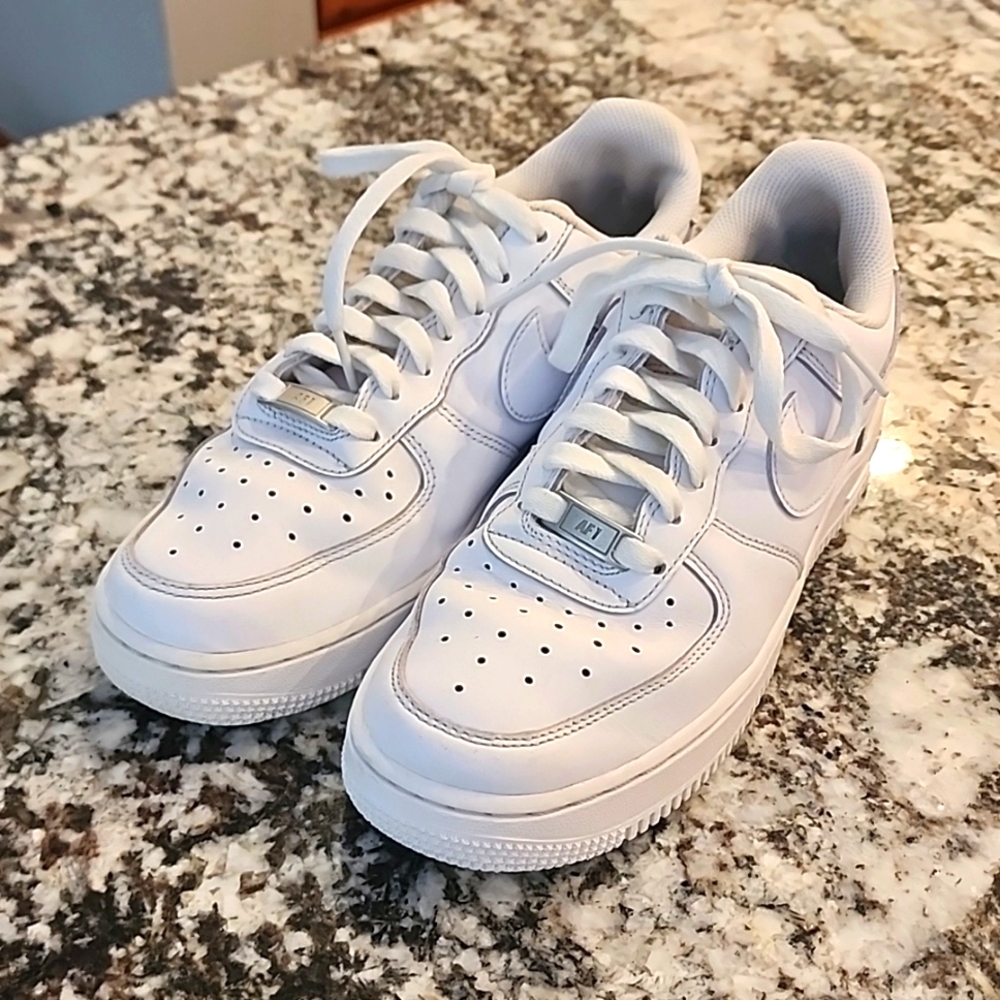 Nike Air Force 1 shoes women size 8.5